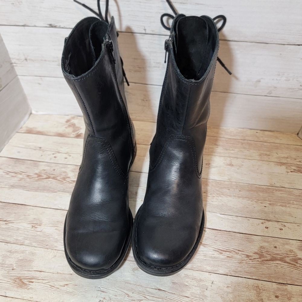 Born Mid Calf back lace black leather boots - Picture 8 of 13